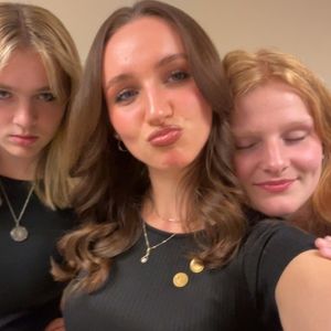 Meet your Posher, Lili